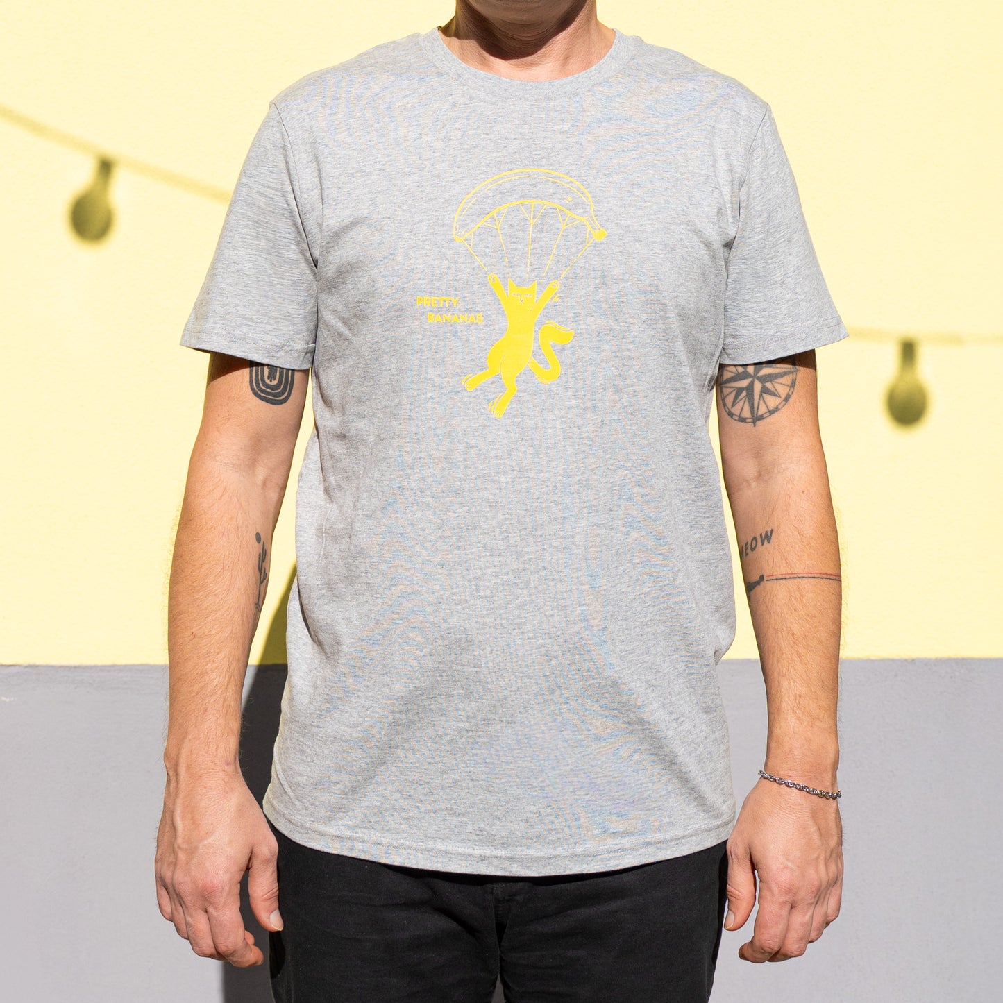 2 - T-SHIRT "Parachute Kat"