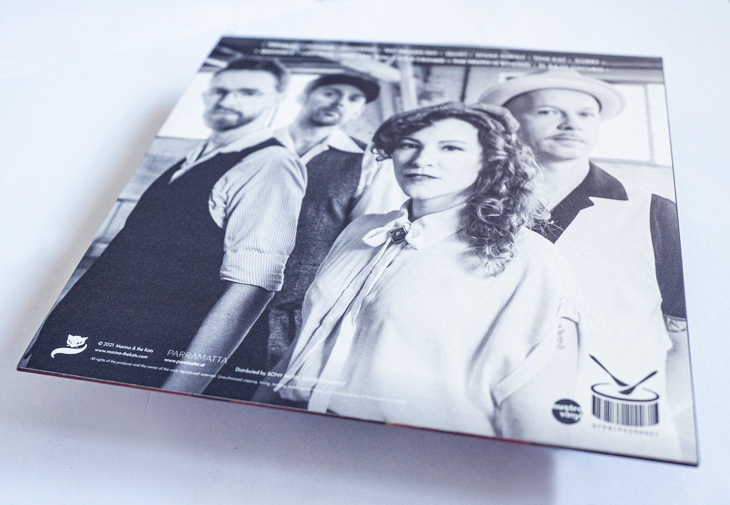 8 - VINYL - Different